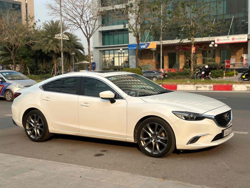 Mazda 6 2018 2.0L Premium - 680000 km