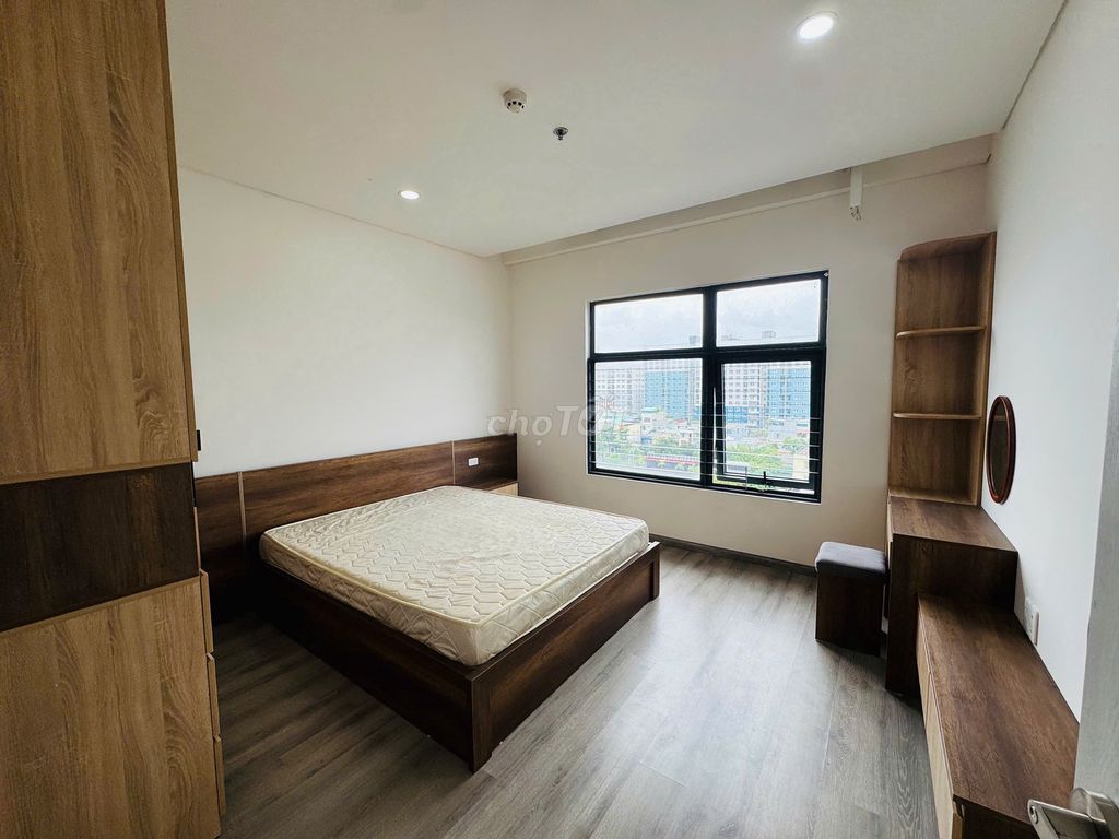 Bright corner 3-bedroom apartment in Monarchy — photo 6