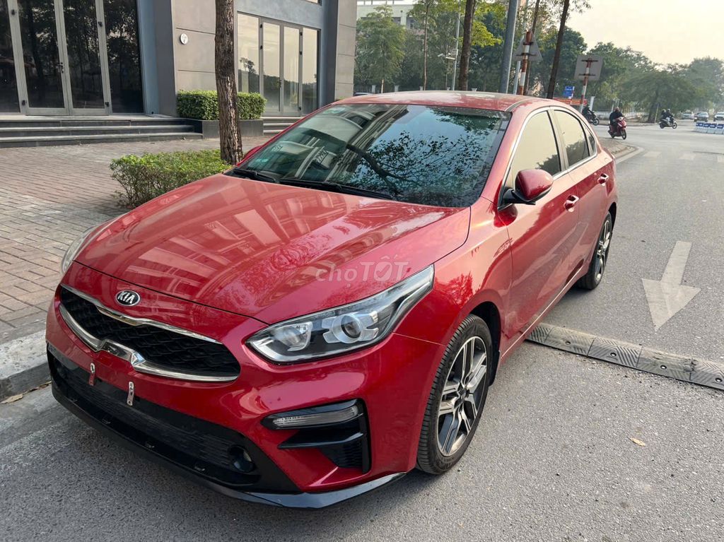 Kia Cerato 2019 1.6 luxury - 67000 km