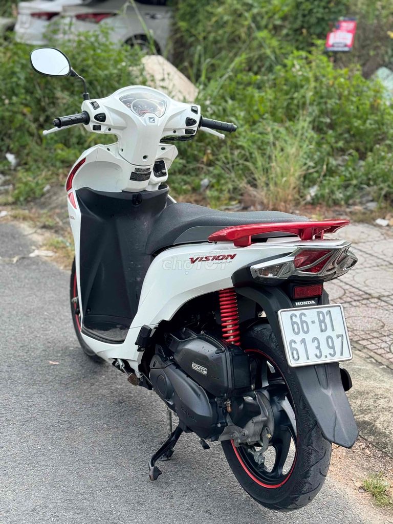 Honda Vision 2019 Trắng. Mua bán Xe máy tại Thành phố Thuận An Bình Dương được đăng bởi Bùi Linh hình 3