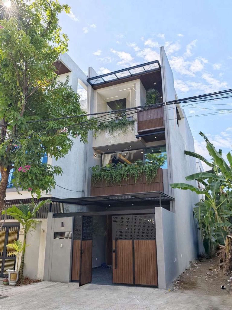 Một siêu phẩm 3 tầng đẹp nhất thị trường 