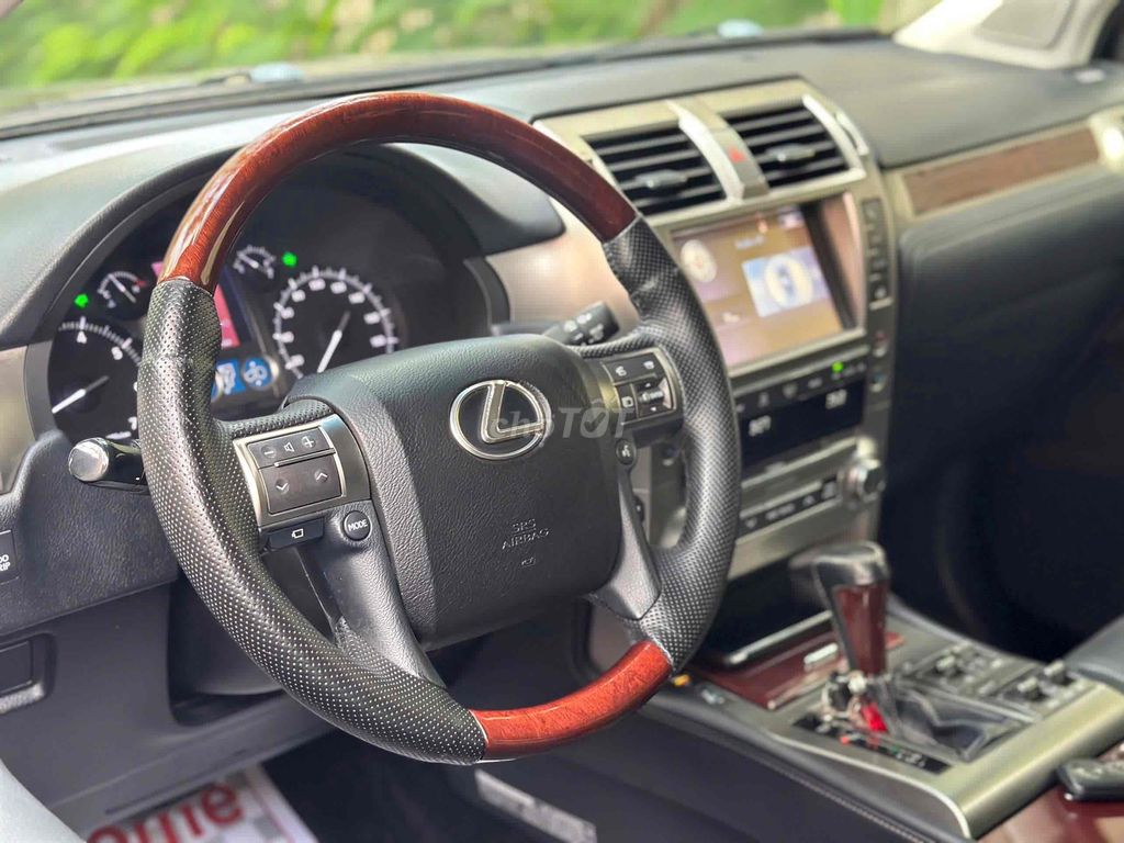 Lexus GX460 sx 2015 nhập Nhật siêu đẹp. Mua bán Ô tô tại Quận Cầu Giấy Hà Nội được đăng bởi Cao Quý hình 8