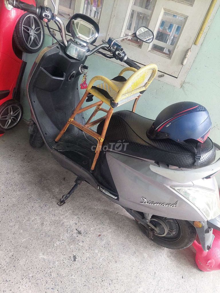 Xe máy điện 5 bình lớn, mới thay.. Mua bán Xe điện tại Thành phố Thủ Đức Tp Hồ Chí Minh được đăng bởi chery suri hình 3