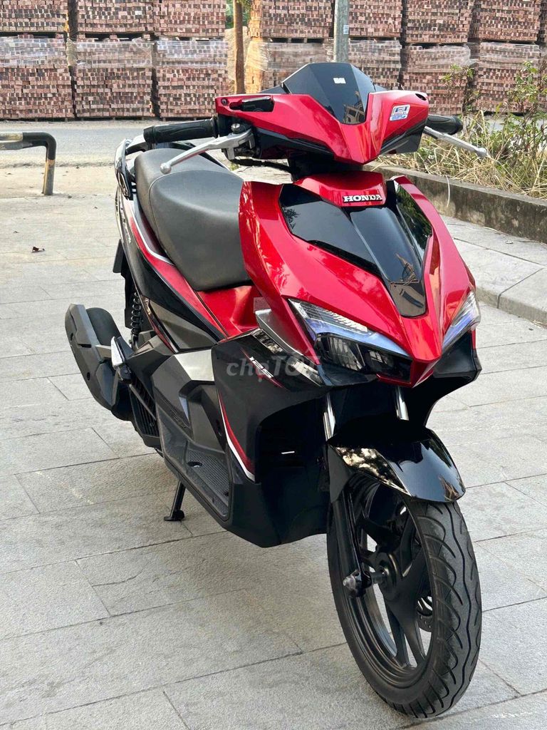 Honda Air Blade 2017 Đỏ đen. Mua bán Xe máy tại Quận Nam Từ Liêm Hà Nội được đăng bởi Xe Máy Đức Dũng hình 7
