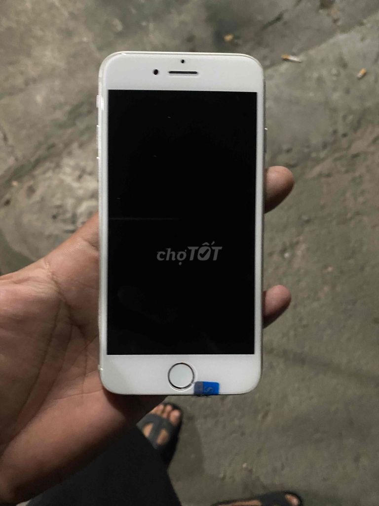 Apple iPhone 8 Trắng Đã sử dụng. Mua bán Điện thoại tại Thành phố Thuận An Bình Dương được đăng bởi Tóc Xoăn hình 1