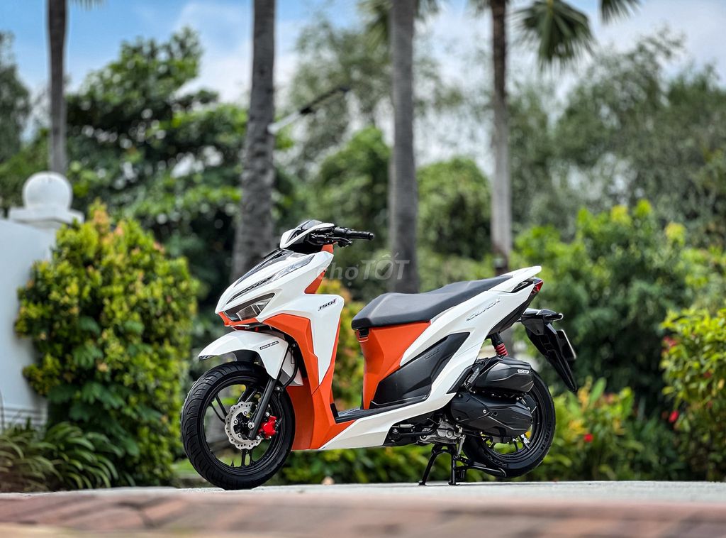 Honda Click Thái 150cc Trắng cam. Mua bán Xe máy tại Quận 7 Tp Hồ Chí Minh được đăng bởi Lê Văn Đạt hình 1
