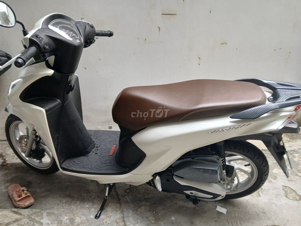 Bán xe honda vision 2023 mới đi 2276km. Mua bán Xe máy tại Quận 10 Tp Hồ Chí Minh được đăng bởi Tên chưa cung cấp hình 1