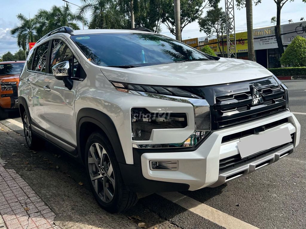 Mitsubishi Xpander Cross 2025 siêu hiếm 2100km. Mua bán Ô tô tại Quận 6 Tp Hồ Chí Minh được đăng bởi XE MỚI VÀ QUA SỬ DỤNG CHÍNH HÃNG hình 1