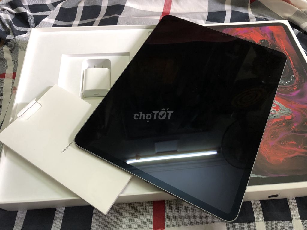 0948261811 - Ipad Pro 12.9 inch 2018 Gray 256gb 4G BH T3 / 2021