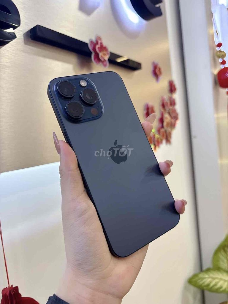 iPhone 15 Pro Max 512GB. Mua bán Điện thoại tại Thành phố Đà Lạt Lâm Đồng được đăng bởi Ngọc Nhi  hình 1