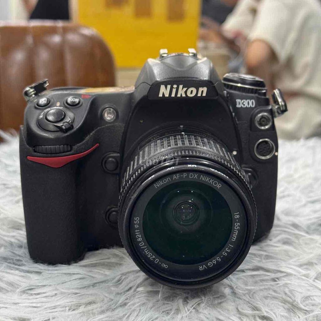 Máy ảnh Nikon D300 kèm ống kính 18-55mm Đen. Mua bán Máy ảnh, Máy quay tại Quận 5 Tp Hồ Chí Minh được đăng bởi Phan Thế Phong  hình 1