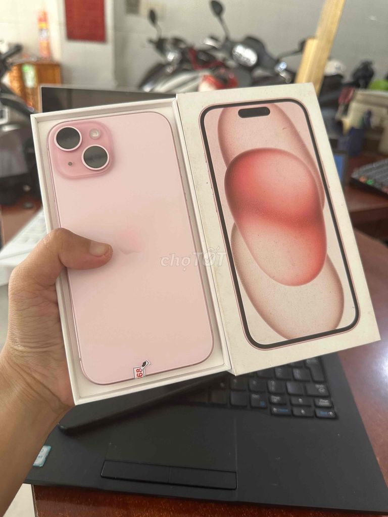 IPHONE 15 Thường fullbox zin ốc áp còn bảo hành.