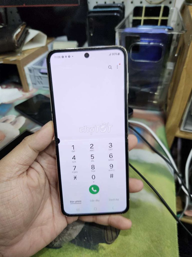 Samsung Z Flip4 256GB Vàng kem. Mua bán Điện thoại tại Quận 8 Tp Hồ Chí Minh được đăng bởi zzminphonezz hình 1