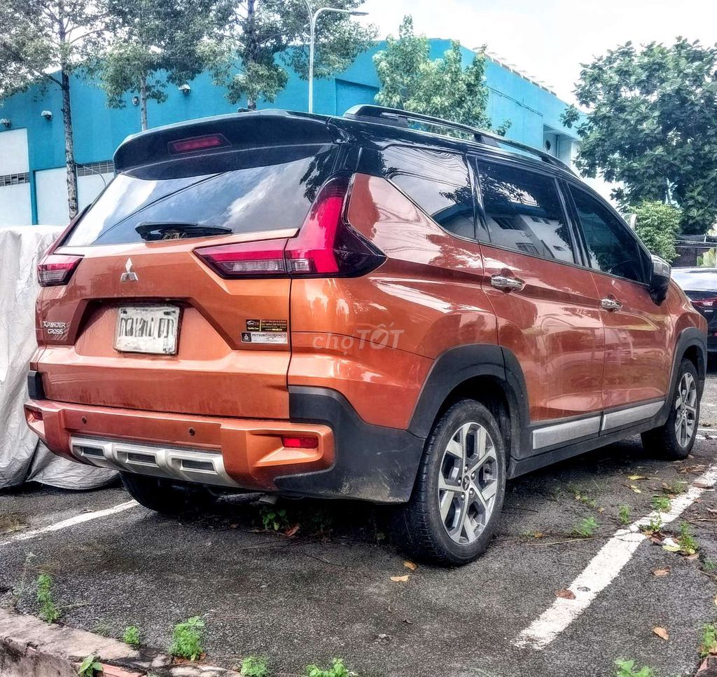 Xpander Cross 2023- 30k km- xe gia đình. Mua bán Ô tô tại Quận 8 Tp Hồ Chí Minh được đăng bởi Triều hình 4
