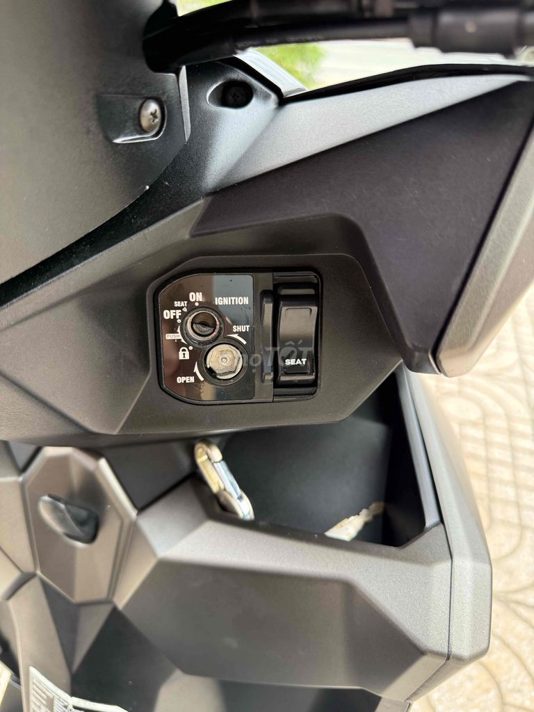 Honda Vario 150 2016 Vàng cát 16384 km. Mua bán Xe máy tại Quận Ô Môn Cần Thơ được đăng bởi Trần Tùng hình 4