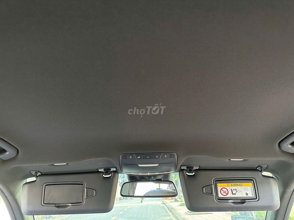 Mercedes Benz GLC 250 4Matic cuối 2016. Xe đẹp Zin. Mua bán Ô tô tại Huyện Sóc Sơn Hà Nội được đăng bởi Salon Auto Đào Hằng hình 10