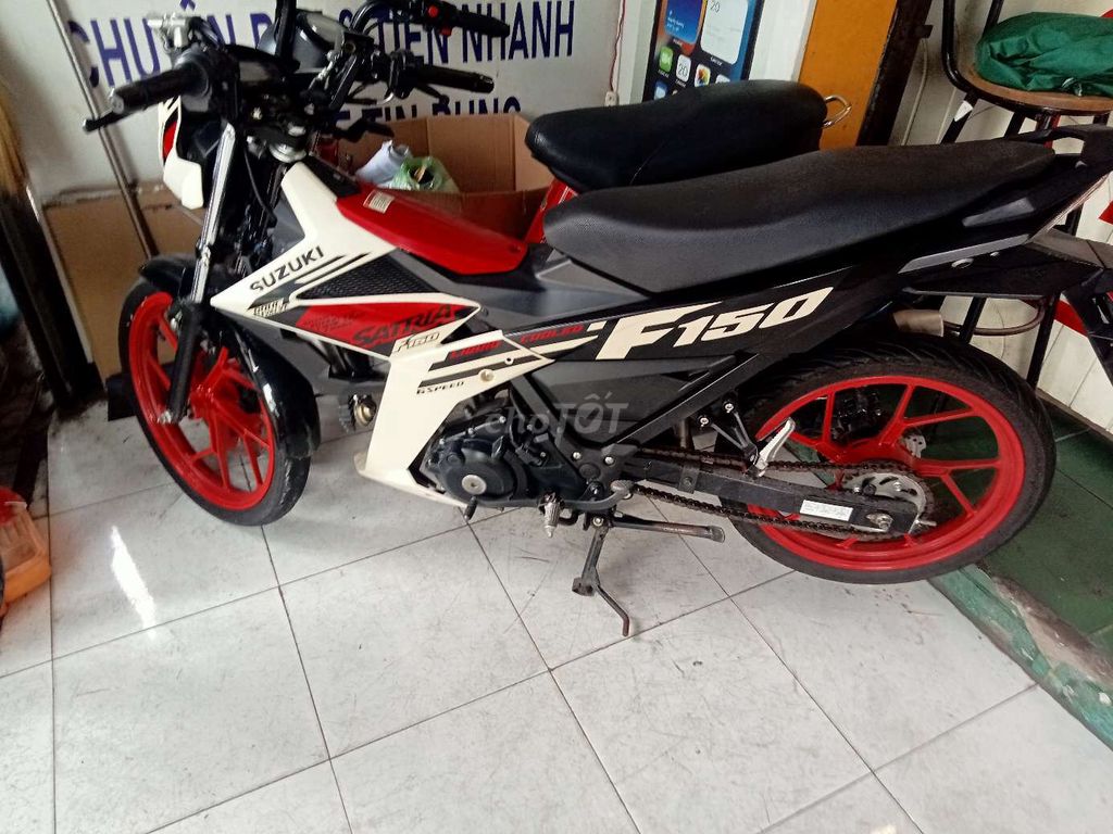 Suzuki Satria F150 Đỏ trắng đen. Mua bán Xe máy tại Thành phố Dĩ An Bình Dương được đăng bởi Trần Quốc vẹn  hình 2