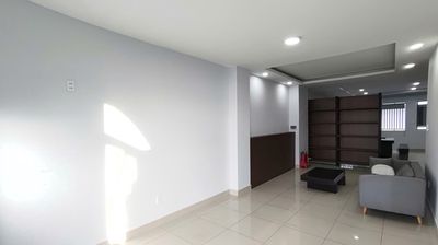 CHO THUÊ 2 TẦNG RIÊNG BIỆT VỪA Ở VỪA LÀM VIỆC TẠI VẠN PHÚC CITY