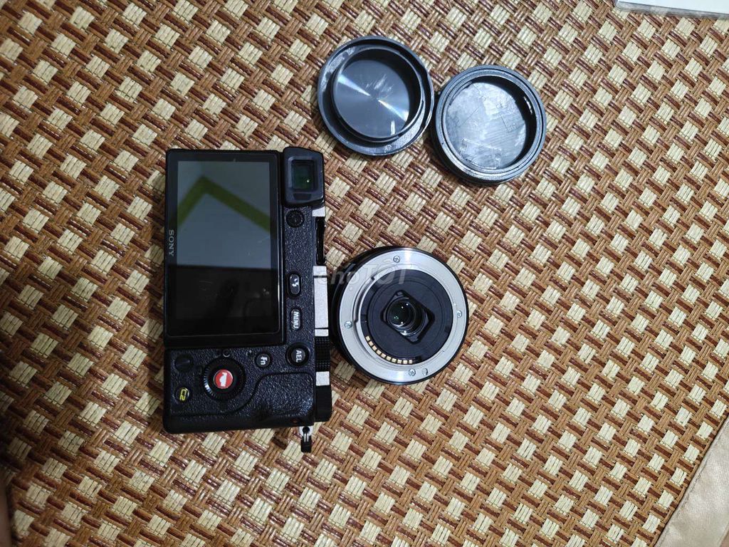 Máy ảnh Sony a6000 Đen 16-50mm. Mua bán Máy ảnh, Máy quay tại Thị xã Duy Tiên Hà Nam được đăng bởi Nguyễn Công Hoàng hình 1