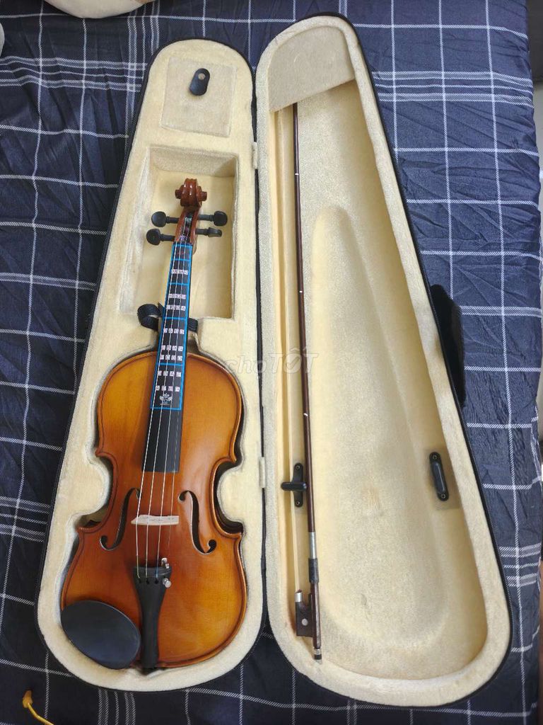Đàn Violin Karol Gỗ Nâu cho người mới bắt đầu. Mua bán Nhạc cụ tại Quận Cầu Giấy Hà Nội được đăng bởi Nguyễn Trọng hình 1