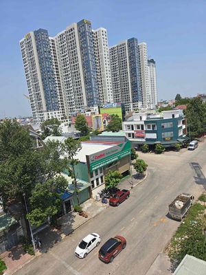 Toà Nhà 6 Tầng Karaoke ngay VinCom Dĩ An ! 10,5 tỷ. Mua bán văn phòng, mặt bằng kinh doanh tại Thành phố Dĩ An Bình Dương được đăng bởi Lộc Phát Tài 