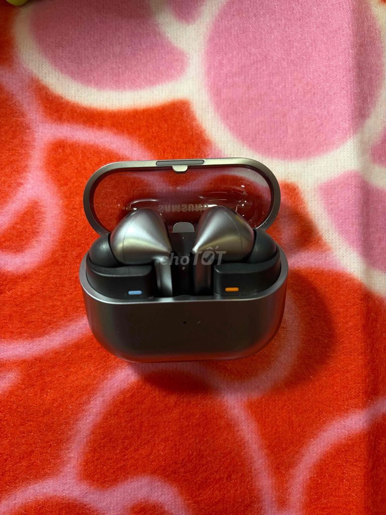 Tai nghe Samsung Galaxy Buds 3 Pro Xám. Mua bán Tivi, Âm thanh tại Quận 8 Tp Hồ Chí Minh được đăng bởi Phuc hình 1