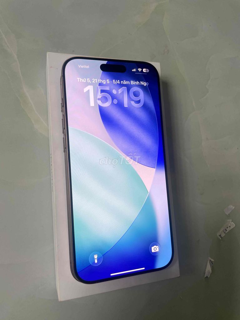 iPhone 16 Pro Max Vàng sa mạc. Mua bán Điện thoại tại Huyện Bình Tân Vĩnh Long được đăng bởi Toan vĩnh long  hình 1