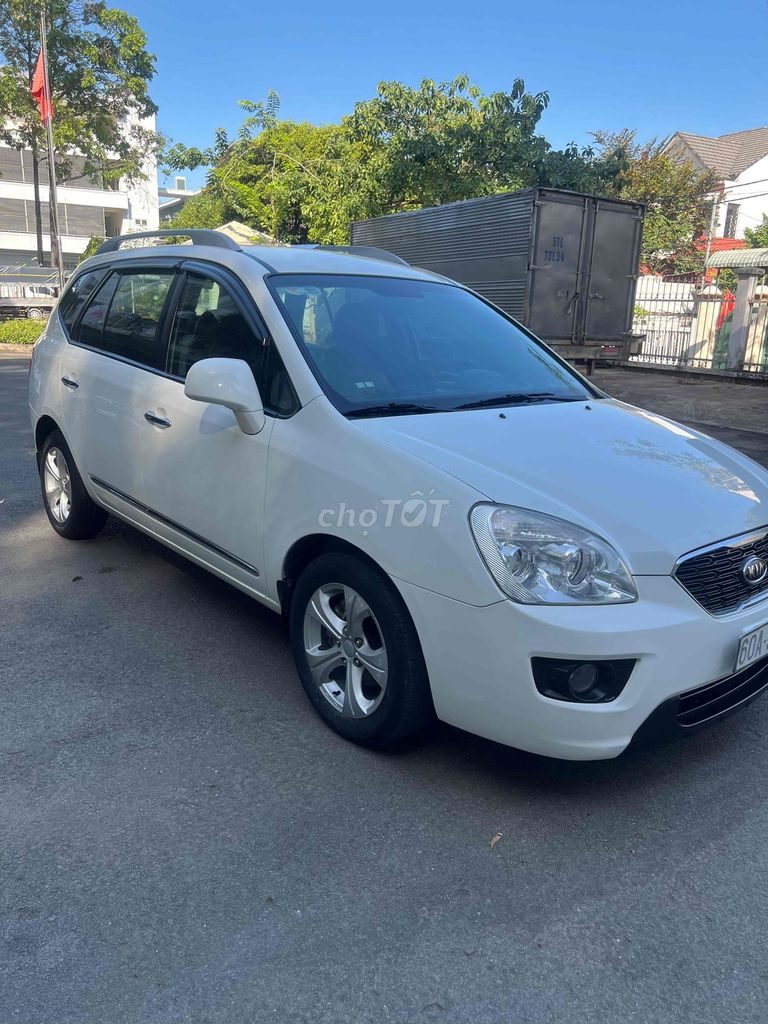 Kia Carens 2015 photo 5