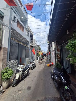 BÁN NHÀ MẶT TIỀN 1041 TRẦN XUÂN SOẠN, P. TÂN HƯNG, QUẬN 7