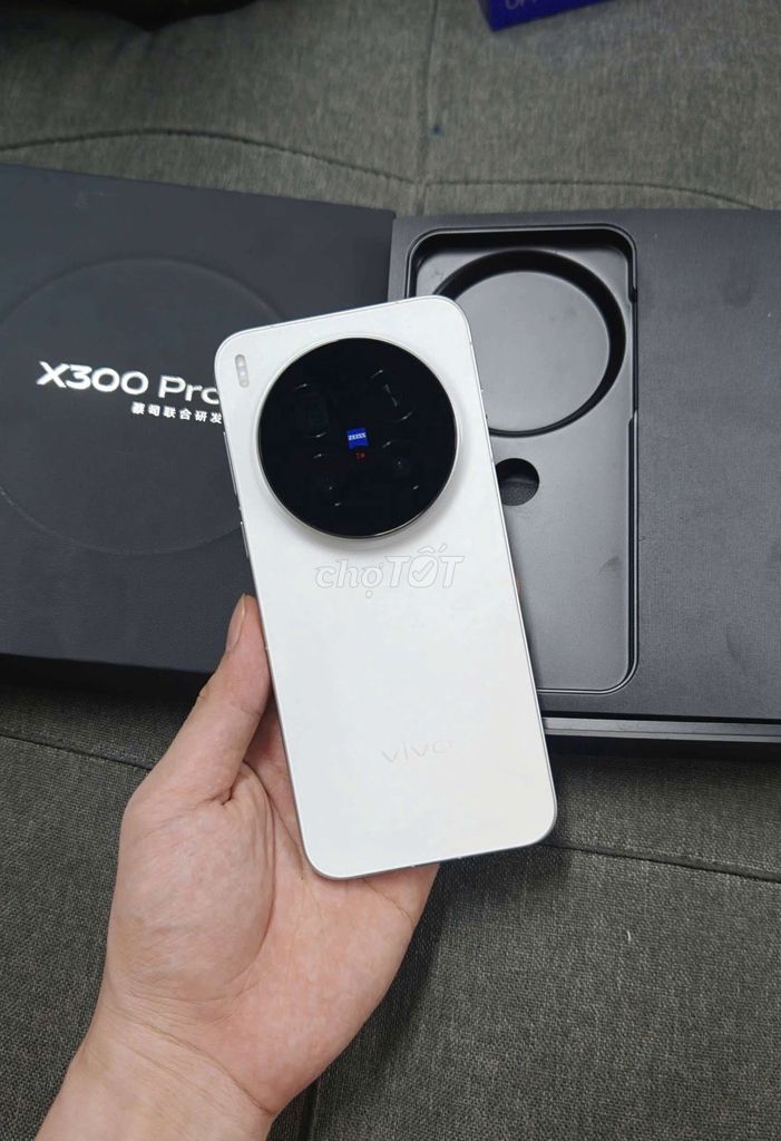 Vivo X300 Pro 16/512Gb Fullbox Đẹp Keng Như Mới. Mua bán Điện thoại tại Quận Tân Bình Tp Hồ Chí Minh được đăng bởi Kiên Android Shop hình 1