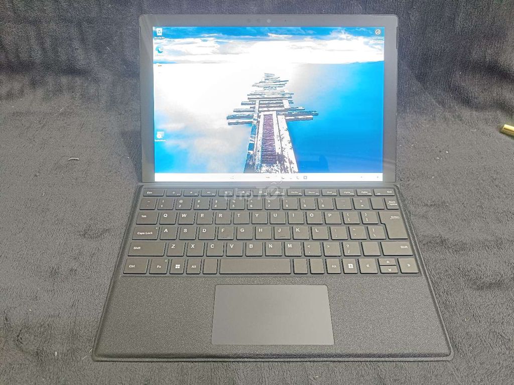 Microsoft Surface Pro 6 i5 8GB/256GB. Mua bán Laptop tại Quận Đống Đa Hà Nội được đăng bởi Đinh Văn Thọ hình 1