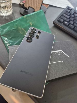 Bán galaxy s25 ultra chính hãng ssvn bh dài 2026. Mua bán Điện thoại tại Quận Hoàn Kiếm Hà Nội được đăng bởi limosin