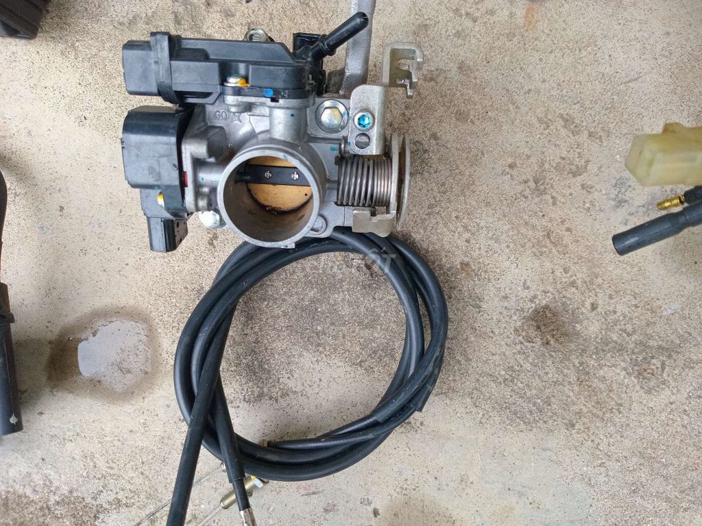 Động cơ, bình xăng, chế,heo dầu tháo xe Winner X. Mua bán Phụ tùng xe tại Huyện Đoan Hùng Phú Thọ được đăng bởi Trần Quốc Việt hình 3