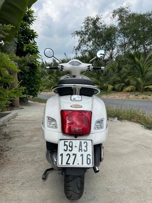 Piaggio Vespa GTS 300cc ABS 2016 Trắng