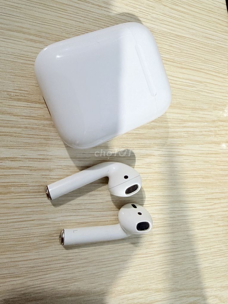 Apple AirPods 2 Trắng Đã qua sử dụng. Mua bán Tivi, Âm thanh tại Thành phố Thủ Đức Tp Hồ Chí Minh được đăng bởi BÙI SƠN BẢO ÂN hình 1