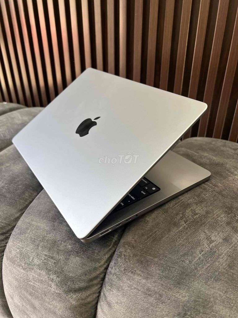 Macbook Pro 14 inch 2021 M1 Pro ram 16gb bản QT