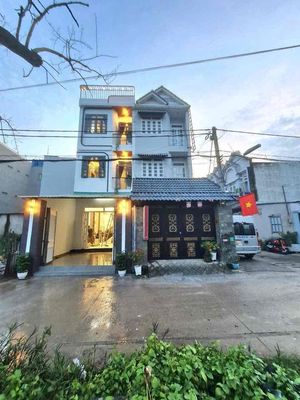 Nhà đẹp có nội thất hẻm xe tải 4.3x16 đúc 2 lầu sát uỷ ban Thạnh Xuân. Mua bán nhà ở tại Quận 12 Tp Hồ Chí Minh được đăng bởi Xuân Thái