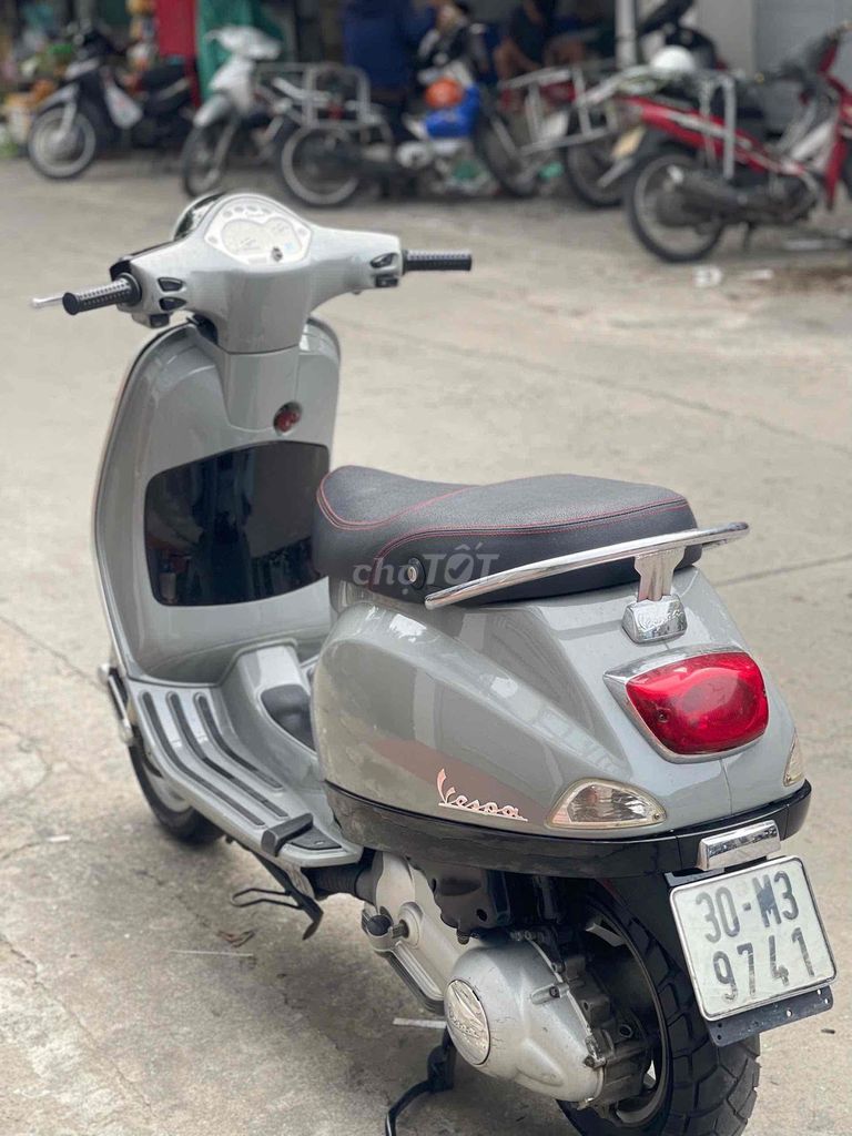 PIAGGIO VESPA 125cc xe đẹp máy chất như mới. Mua bán Xe máy tại Quận Nam Từ Liêm Hà Nội được đăng bởi Cường nguyễn hình 6