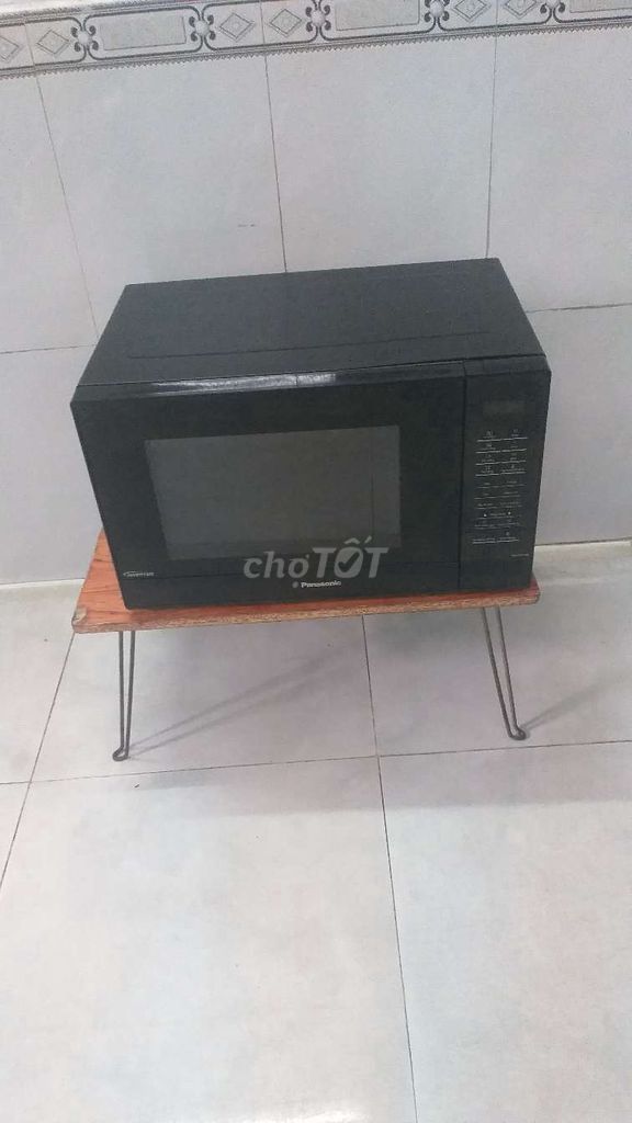 Lò vi sóng Panasonic NN-ST65JB Inverter 27 lít. Mua bán Bếp, lò, đồ điện nhà bếp tại Huyện Hóc Môn Tp Hồ Chí Minh được đăng bởi Hòa hình 1