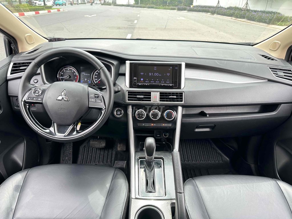 Mitsubishi Xpander 2021 1.5 AT Nhap - 71000 km. Mua bán Ô tô tại Quận Hoàng Mai Hà Nội được đăng bởi Thang Pham hình 5