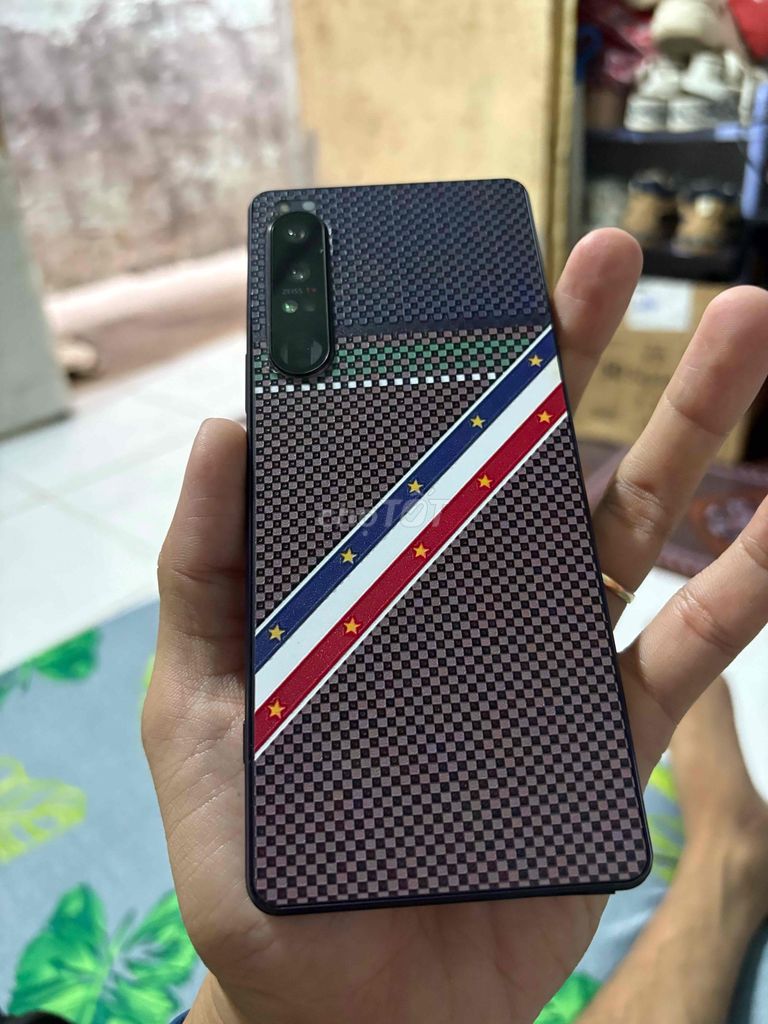 Sony 1 Mark 4 12/256gb tím zin áp đẹp có gl. Mua bán Điện thoại tại Quận 12 Tp Hồ Chí Minh được đăng bởi Thành Tâm  hình 1