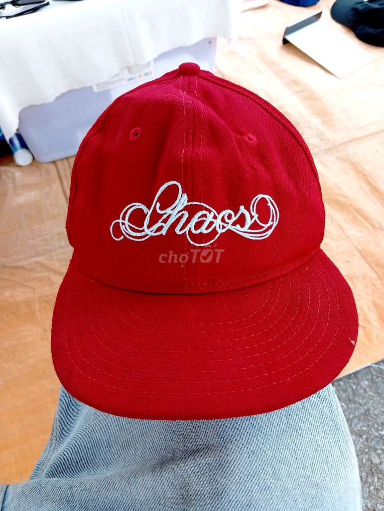 Mũ lưỡi trai New Era Hiphop Đỏ cờ. Mua bán Phụ kiện thời trang khác tại Huyện Phúc Thọ Hà Nội được đăng bởi Hoàng Duy Được hình 1