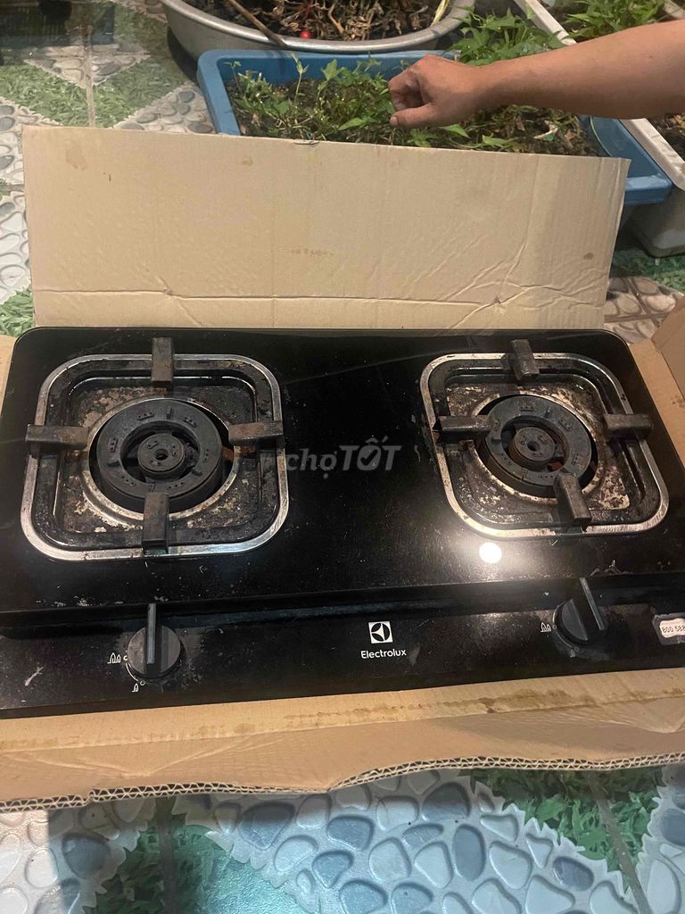 Bếp ga Electrolux 2 lò Đen. Mua bán Bếp, lò, đồ điện nhà bếp tại Quận Thanh Khê Đà Nẵng được đăng bởi Kiểu Nguyễn  hình 1
