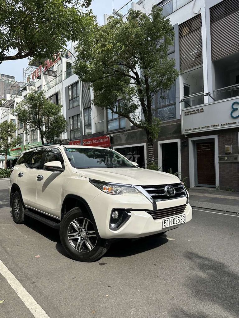 Toyota Fortuner 2.4G AT,máy dầu,tư động,2019 NK. Mua bán Ô tô tại Quận Tân Bình Tp Hồ Chí Minh được đăng bởi Nam hình 2