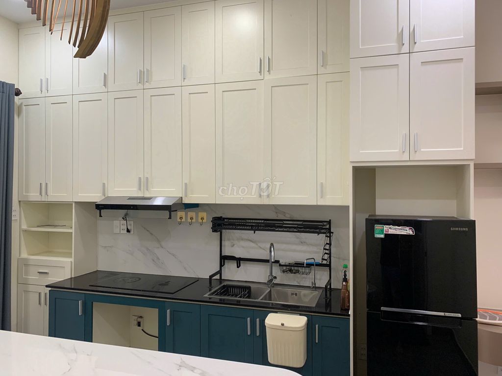 cho thuê phòng 60m2 tầng trệt giá 6 triệu/tháng nội thất mới hồ bơi,