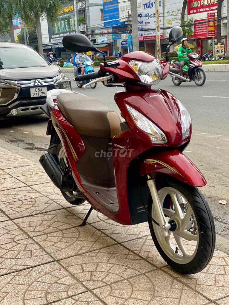 Honda Vision 2019 Đỏ 8000 km. Mua bán Xe máy tại Quận Ninh Kiều Cần Thơ được đăng bởi CHXM Tân Liên Hưng 2 hình 3