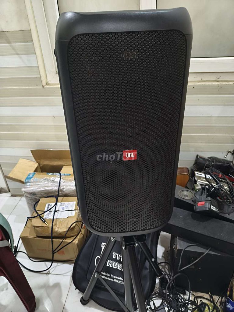 Loa Bluetooth JBL PartyBox 100 Chính hãng. Mua bán Tivi, Âm thanh tại Thành phố Biên Hòa Đồng Nai được đăng bởi Nguyễn Minh Trí hình 1