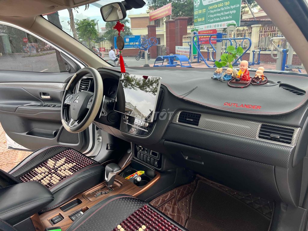 bán xe Outlander 2020 Premium cực chất 1 chủ. Mua bán Ô tô tại Quận Lê Chân Hải Phòng được đăng bởi bình hình 14