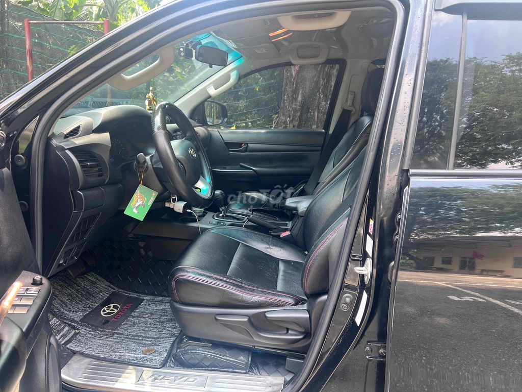 Toyota Hilux 2018 2.4E 4x2 AT - 110000 km ngay chu. Mua bán Ô tô tại Quận Gò Vấp Tp Hồ Chí Minh được đăng bởi huỳnh long hồ hình 11
