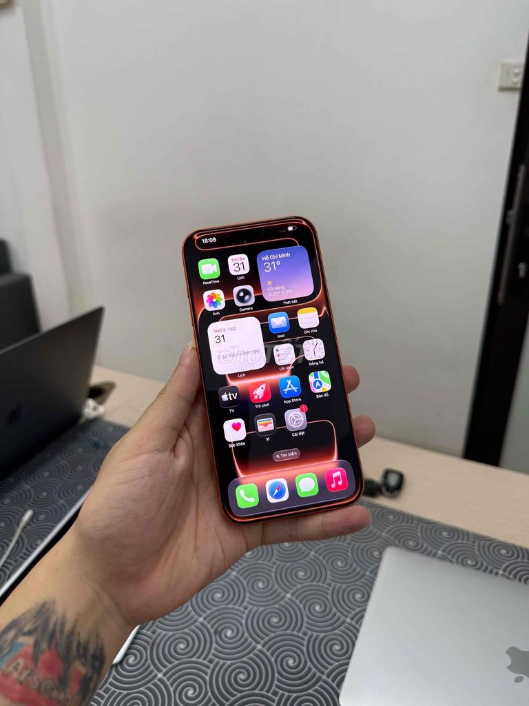 iPhone 17 Pro Max 256GB Chính Hãng Pin100 BH 11-26. Mua bán Điện thoại tại Quận Đống Đa Hà Nội được đăng bởi Hà Nội Mobile Bao Duyệt Nợ Xấu hình 1